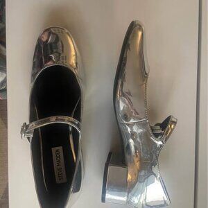 Steve Madden Mary Jane Kitten Pumps